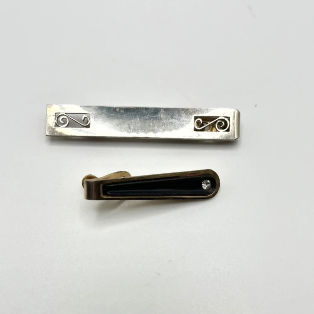 2 Vintage Unmarked Tie Clips; Black Onyx/1 Rhinestone and SWANK tie clip - Picture 2 of 15